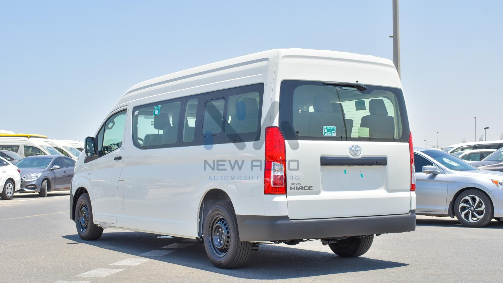 Toyota Hiace DX 2023 (HAC35-DX)