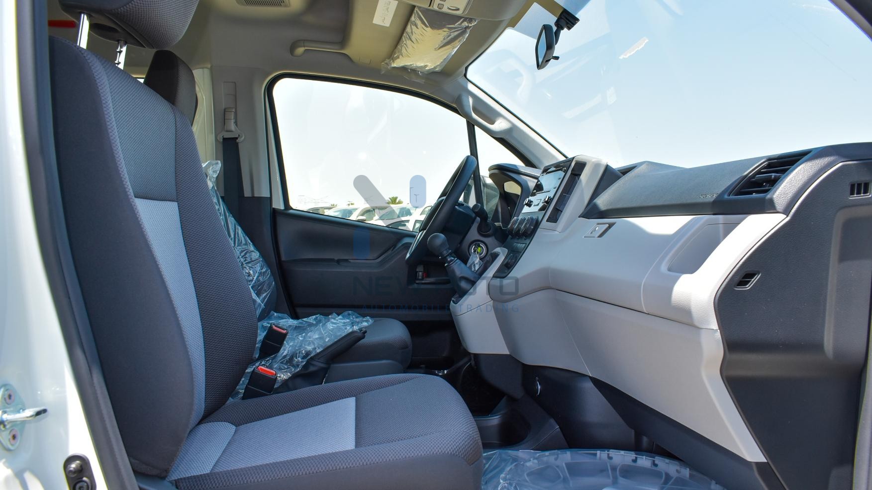 Toyota Hiace DX 2023 (HAC35-DX)