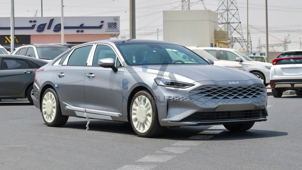 Kia K8 SPL 2023 vehicle at New Auto FZCO
