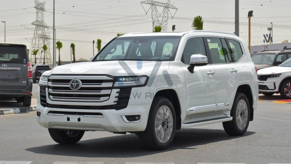 Land Cruiser 300 VXR N LC33 D 23 VXRD 1 White Beige 2023 03 1024x576