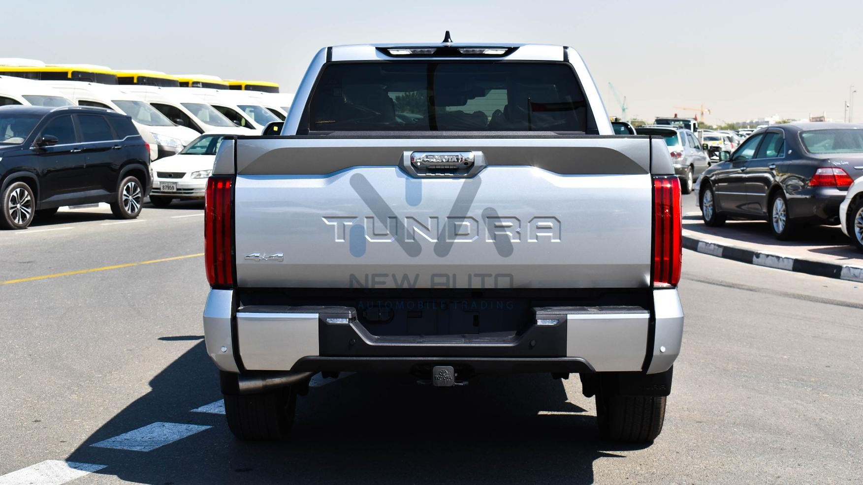 Toyota Tundra Limited Hybrid 2023 (TUN35-LTDH)
