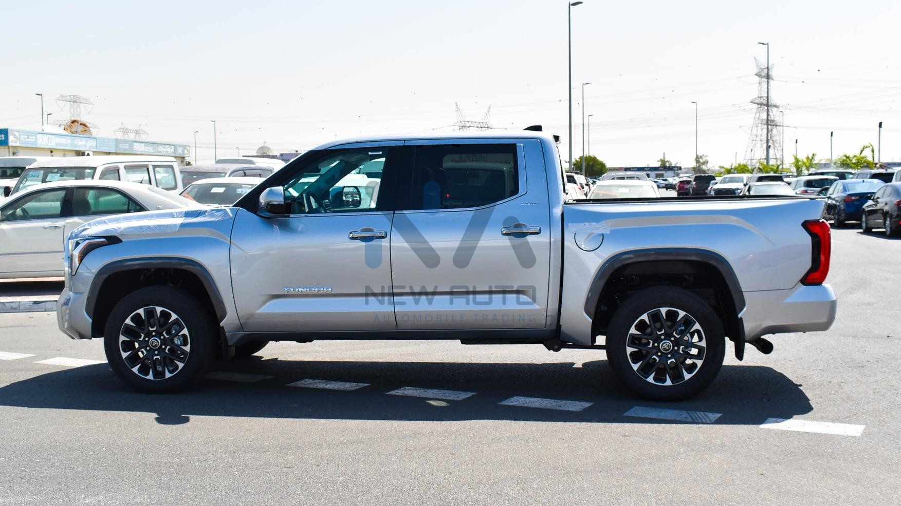 Toyota Tundra Limited Hybrid 2023 (TUN35-LTDH)