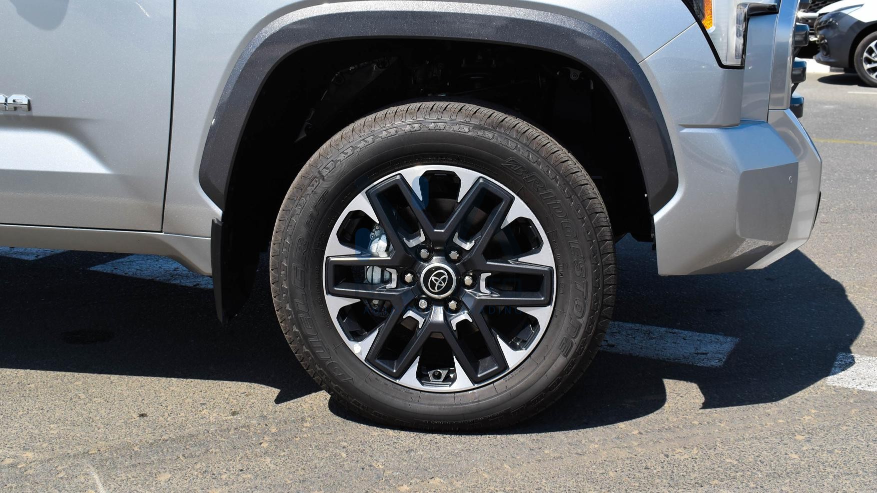 Toyota Tundra Limited Hybrid 2023 (TUN35-LTDH)