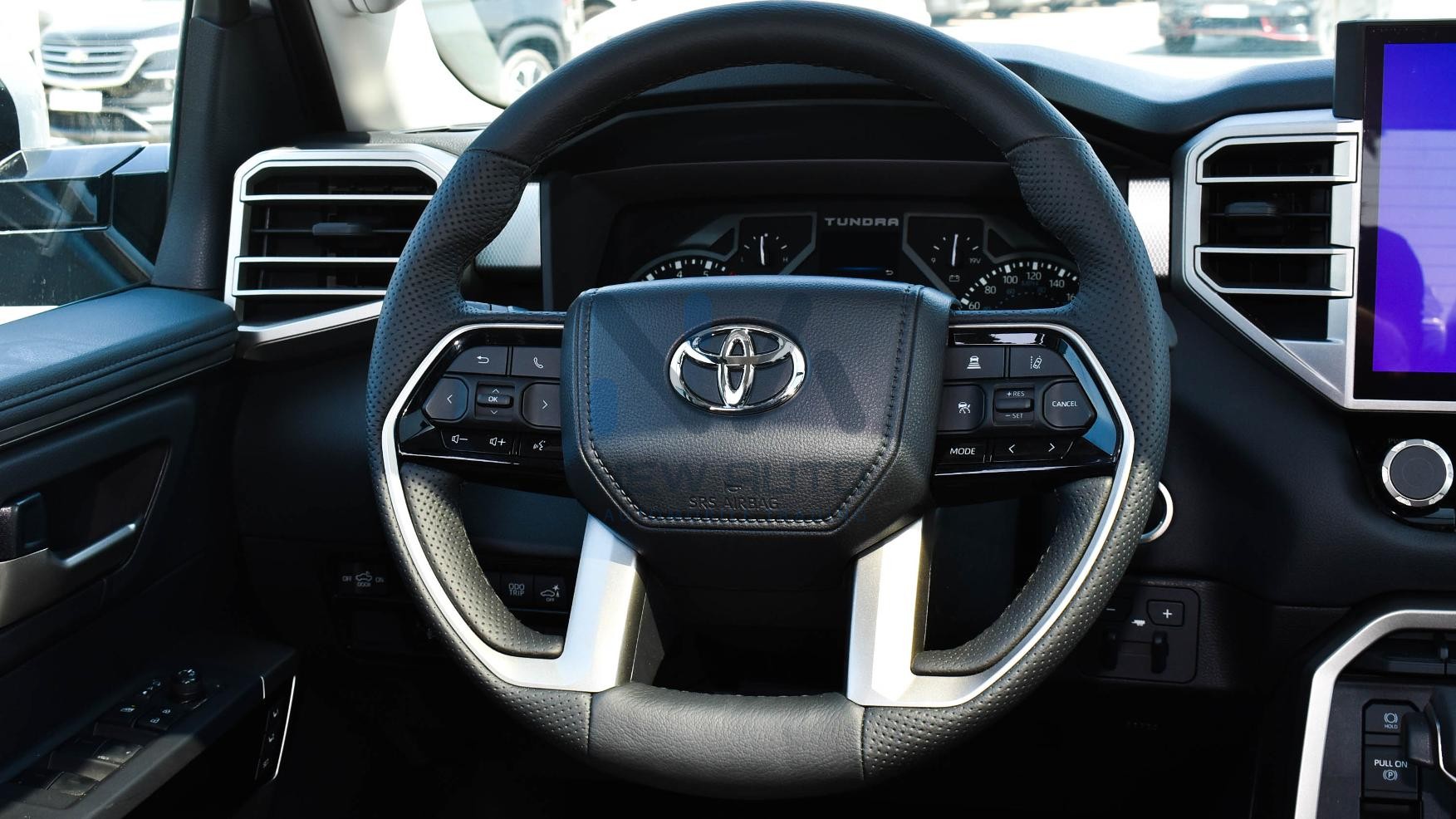 Toyota Tundra Limited Hybrid 2023 (TUN35-LTDH)