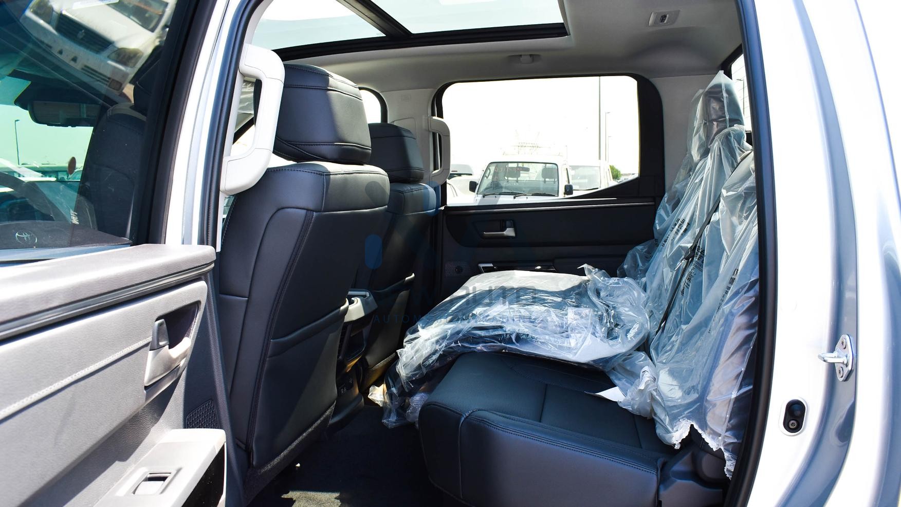 Toyota Tundra Limited Hybrid 2023 (TUN35-LTDH)