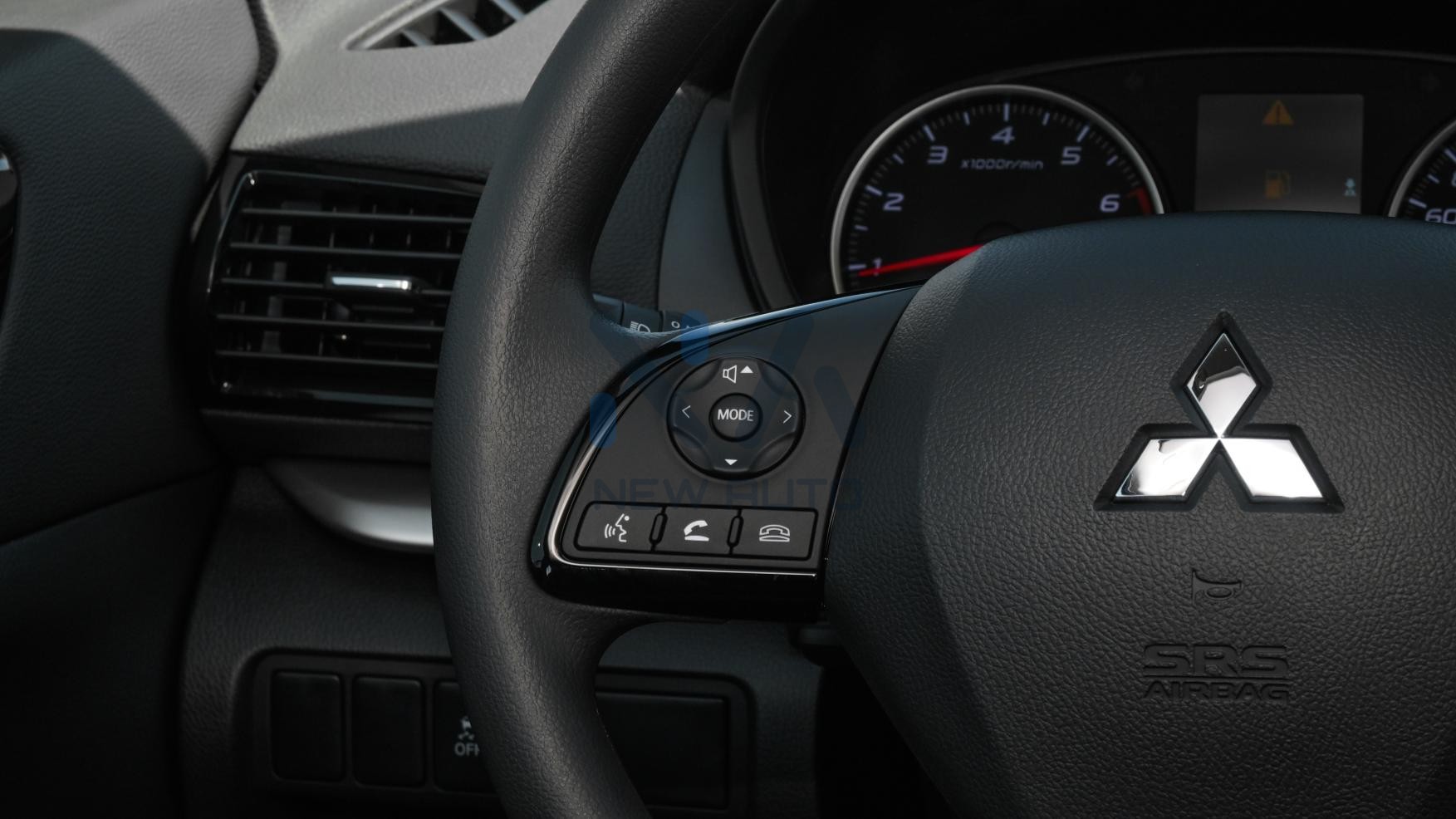 Mitsubishi Eclipse Cross GLX 2024 (ECLIPSECROSS-GLX-HL)