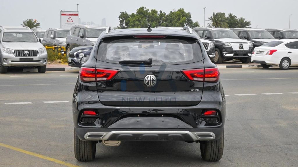 MG ZS LUXURY Black Beige 2023 05 1024x576
