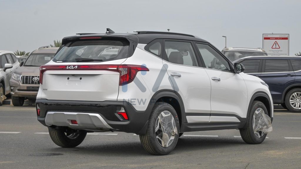 Kia Seltos Ex N SEL P 1.5 24 White Beige 2024 04 1024x576