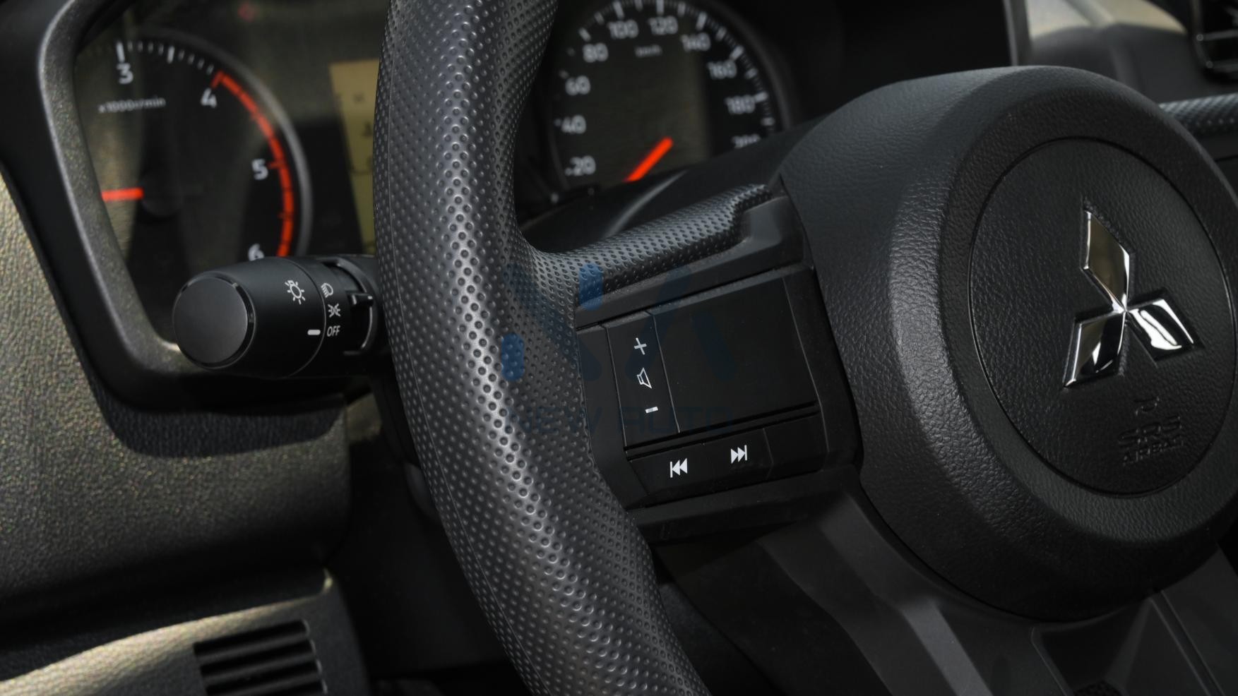 Mitsubishi L200 GLX 2024 (L200-GLX-D-4WD)