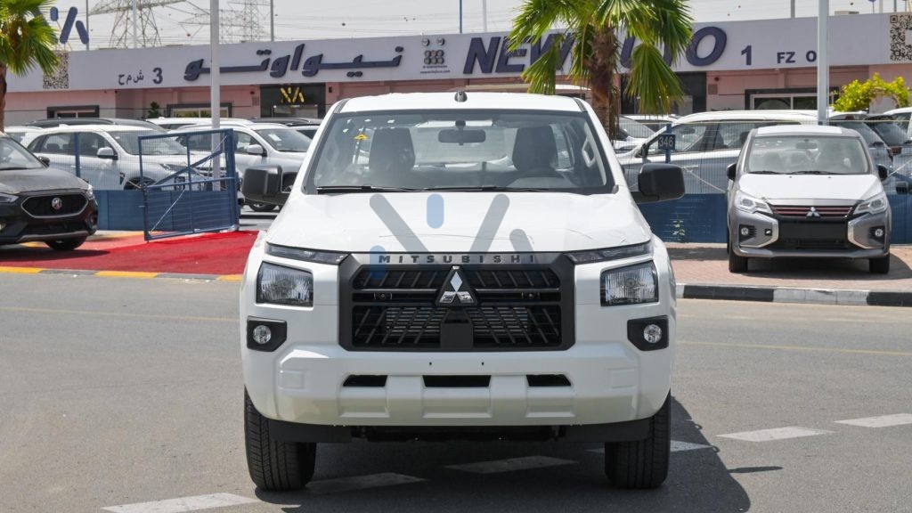 L200 Diesel 2024 White Black A09 02 1024x576