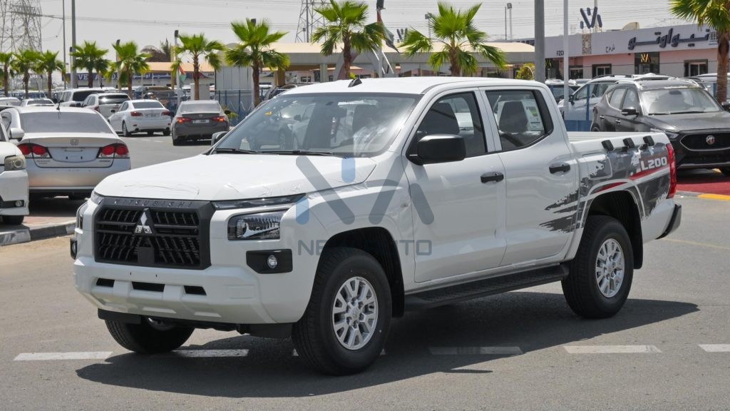 L200 Diesel 2024 White Black A09 03 1024x576
