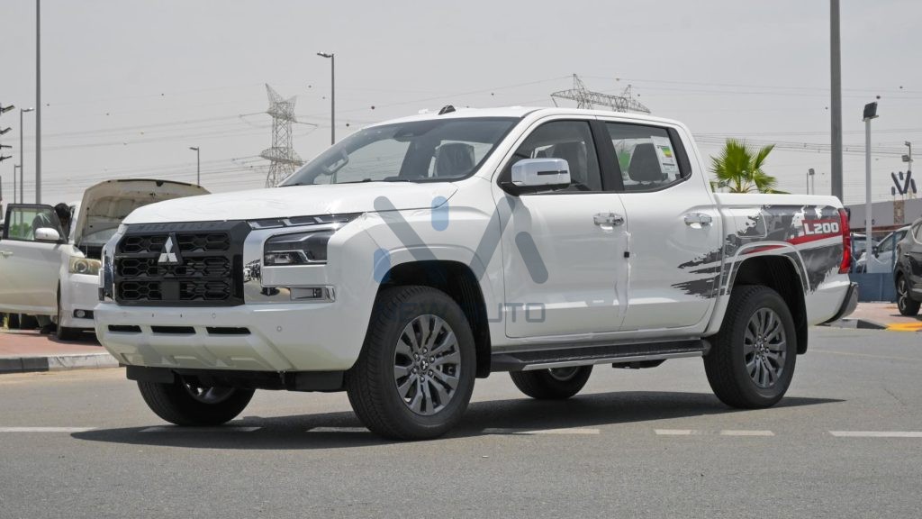 L200 Diesel White Black 2024 A12 03 1024x576