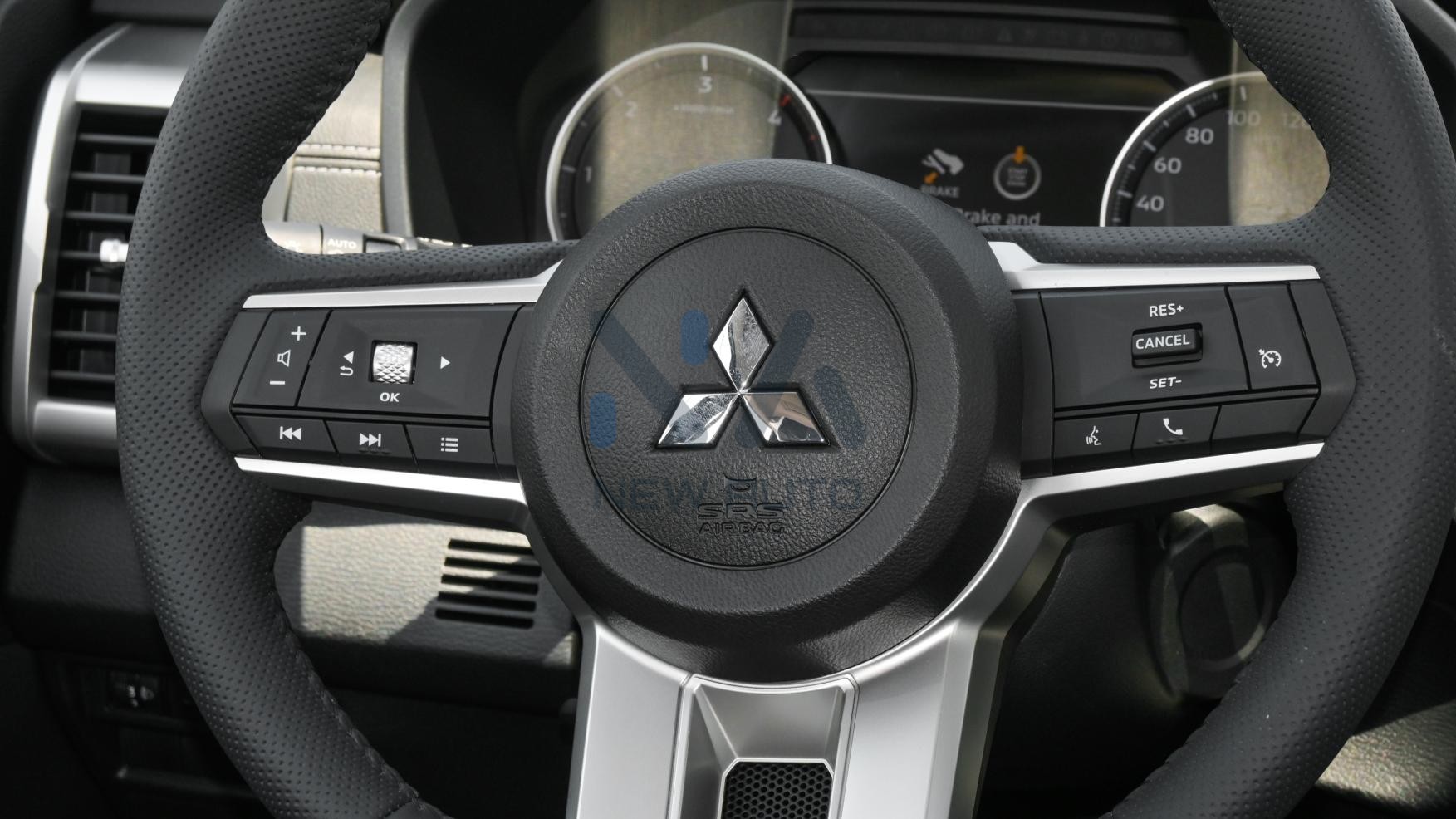Mitsubishi L200 GLS 2024 (L200-GLS-AT)