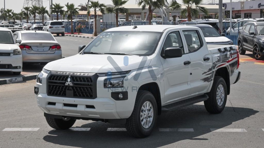 L200 Petrol 2024 White Black A08 03 1024x576