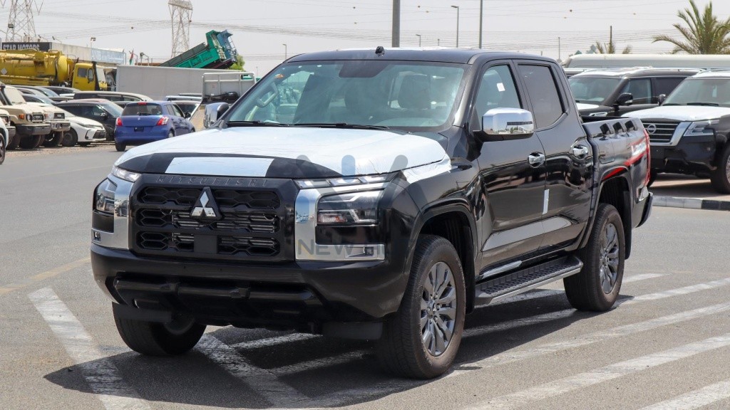 Mitsubishi L200 Sportero Manual Diesel L200 SPORTERO24 M Black Black 2024 03 1024x576