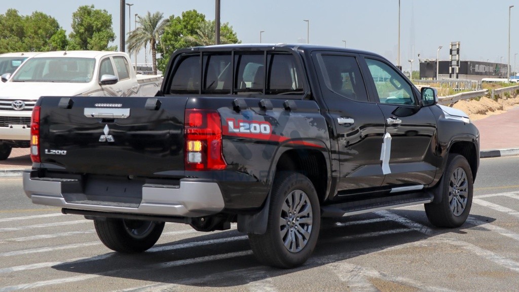 Mitsubishi L200 Sportero Manual Diesel L200 SPORTERO24 M Black Black 2024 04 1024x576