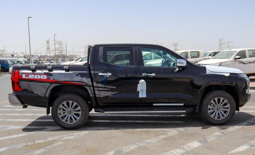 Mitsubishi L200 Sportero GLS 2024 (L200-SPORTERO24-M)