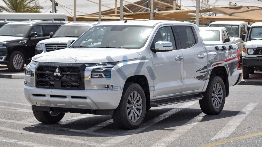 Mitsubishi L200 Sportero Manual Diesel L200 SPORTERO24 M White Black 2024 03 1024x576