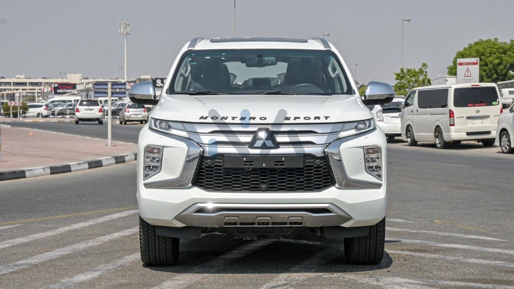 Mitsubishi Montero Sport MONTEROSPORT GLS White Black 2023 02 1024x576
