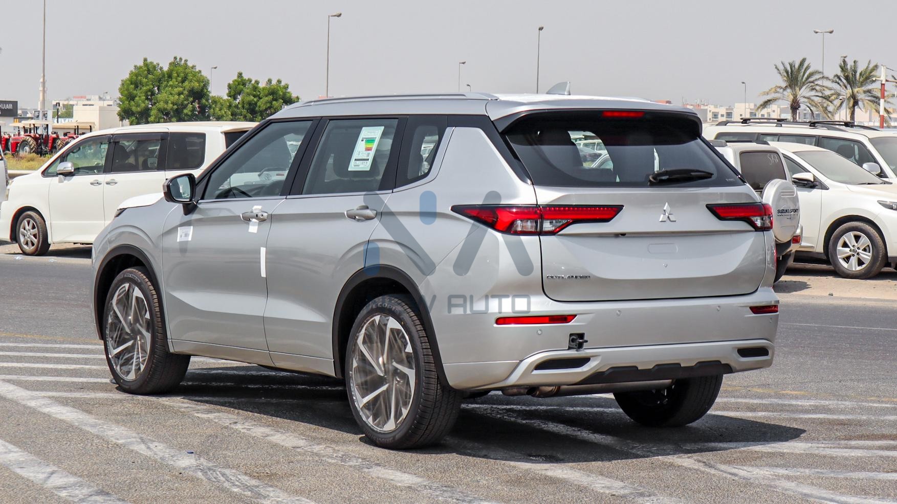 Mitsubishi Outlander P-Line 2025 (OUTLANDER-PL‎-25)