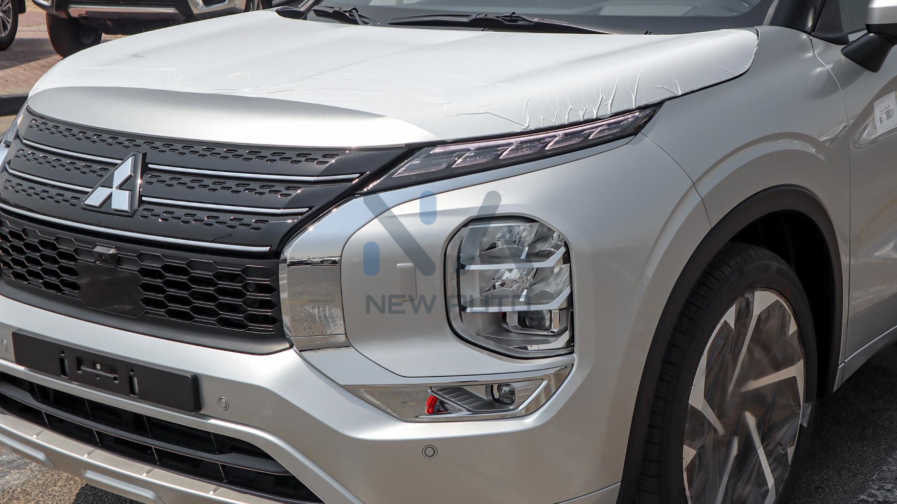 Mitsubishi Outlander P-Line 2025 (OUTLANDER-PL‎-25)