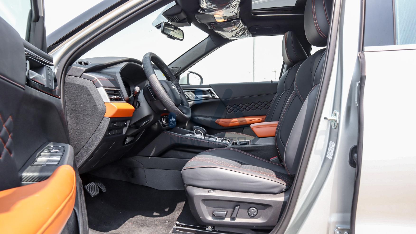 Mitsubishi Outlander P-Line 2025 (OUTLANDER-PL‎-25)