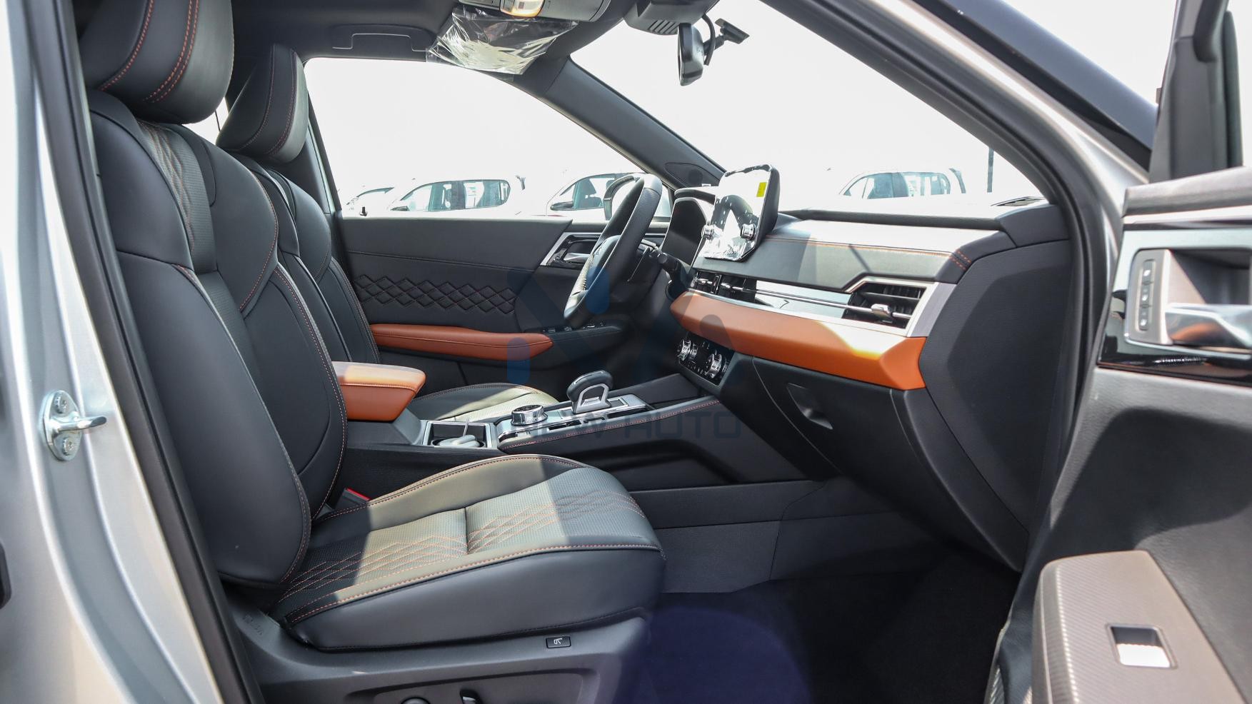 Mitsubishi Outlander P-Line 2025 (OUTLANDER-PL‎-25)