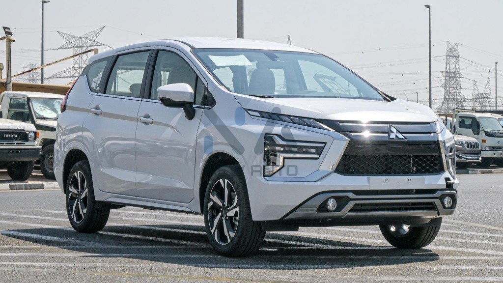 Mitsubishi Xpander High Line 2025 vehicle at New Auto FZCO