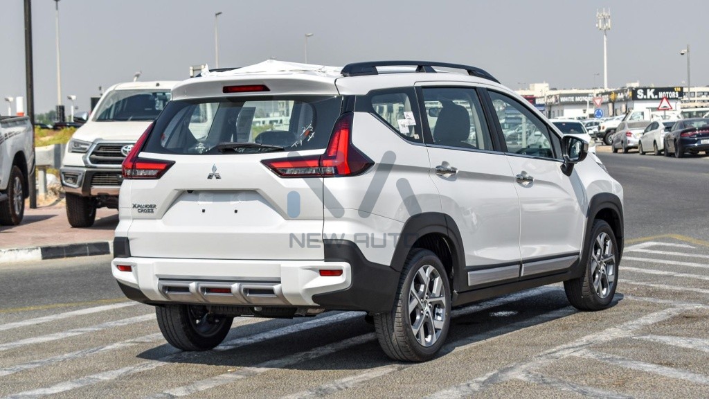 Mitsubishi Xpander Cross Premium XPANDER CR 25 White Black 2025 04 1024x576