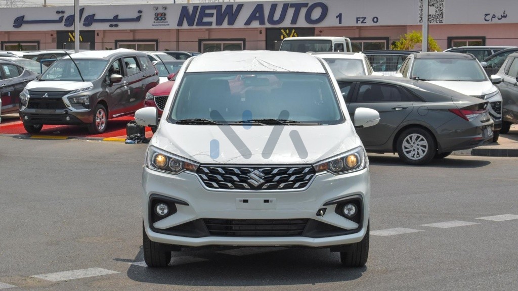 Suzuki Ertiga White Black 2025 02 1024x576