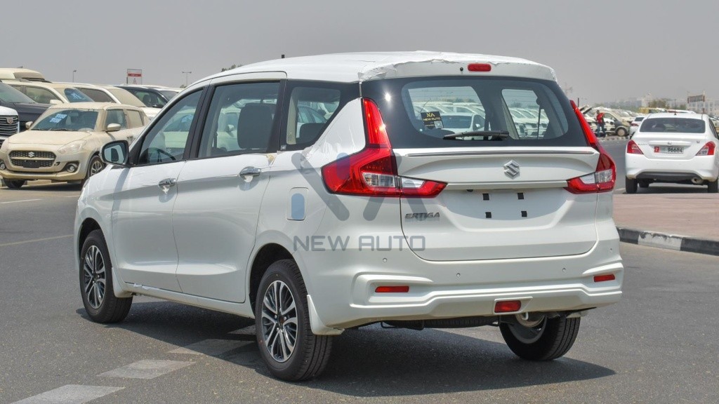 Suzuki Ertiga White Black 2025 04 1024x576
