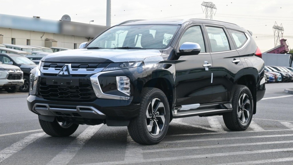 Mitsubishi Montero Sport MONTEROSPORT GLS 25Black Black 2025 03 1 1024x576