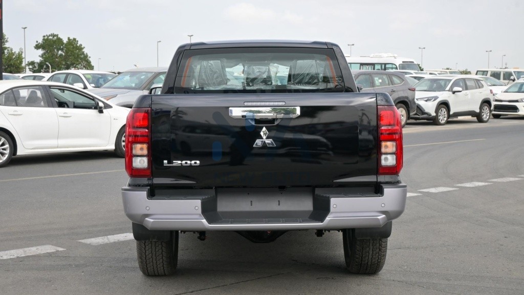 Mitsubishi L200 Diesel L200 GLS AT 25 Black Black 2025 05 1024x576