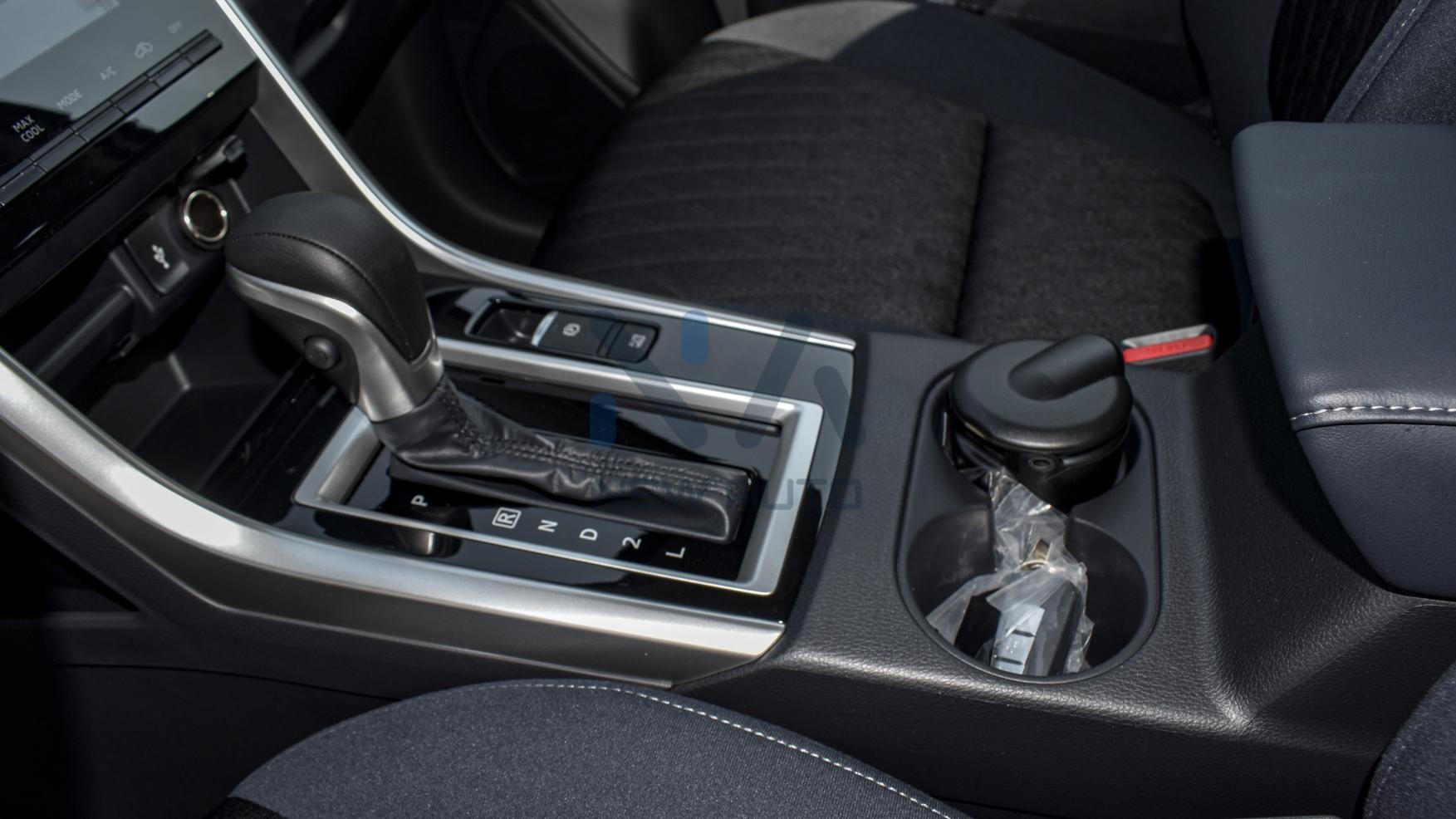 Mitsubishi Xpander (XPANDER-CR-25)