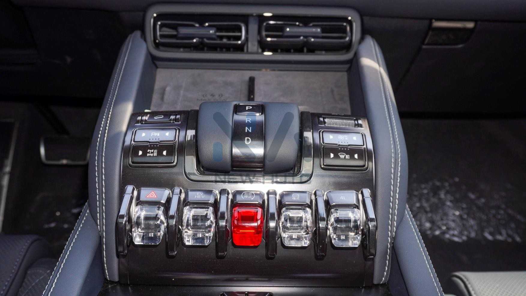 BYD Leopard 5 Ultra 2025