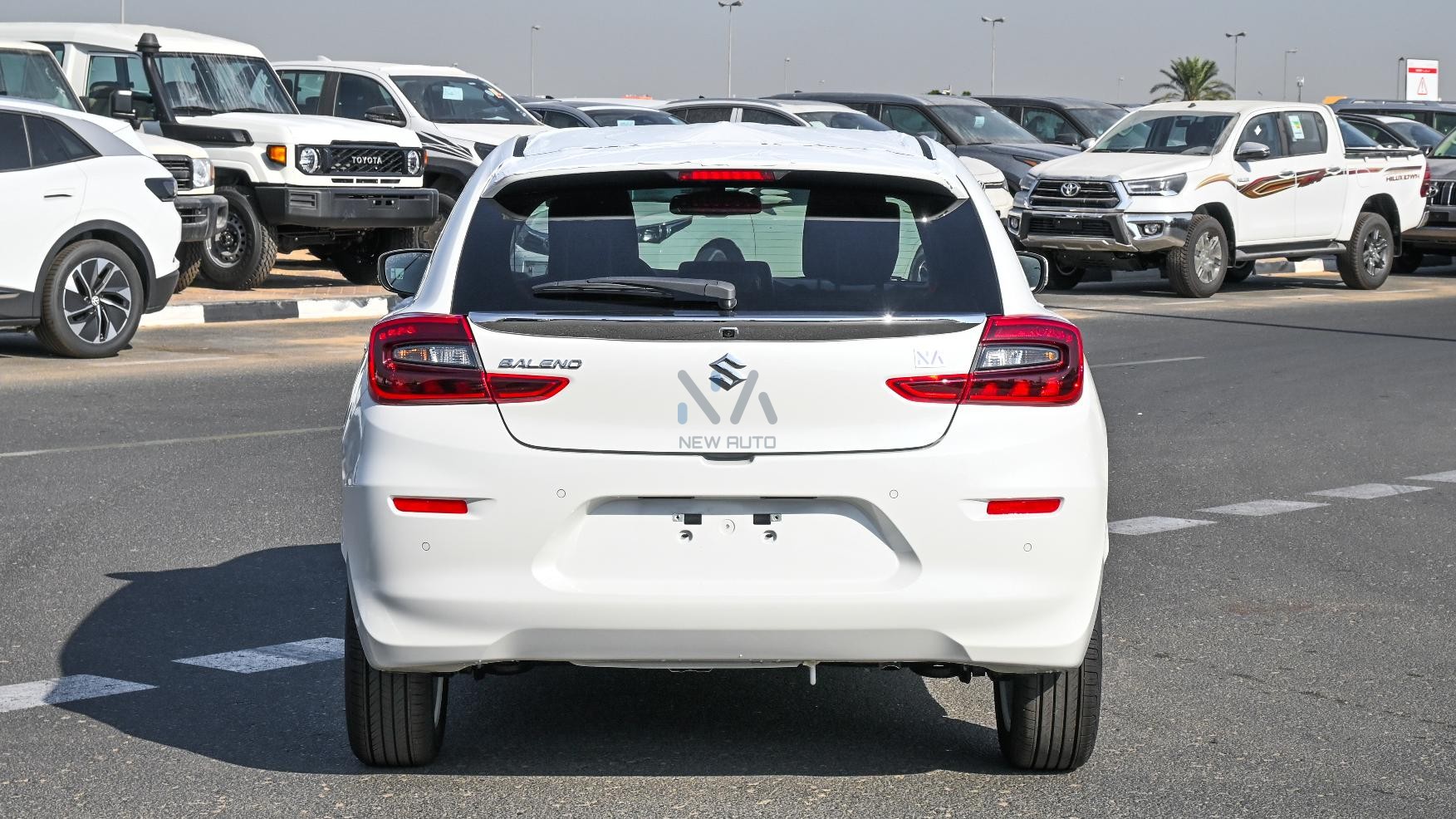 Baleno GLX (N-BAL15-P-25-GLX-2 ) White – Black 2025