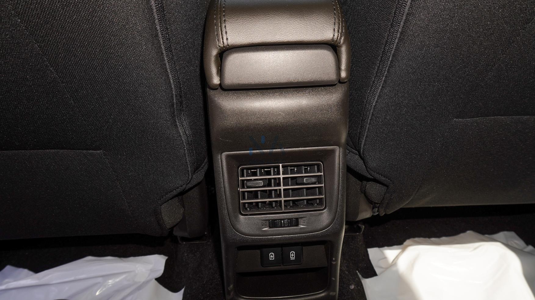 Baleno (N-BAL15-P-25-GLX-2) Silver-Black 2025