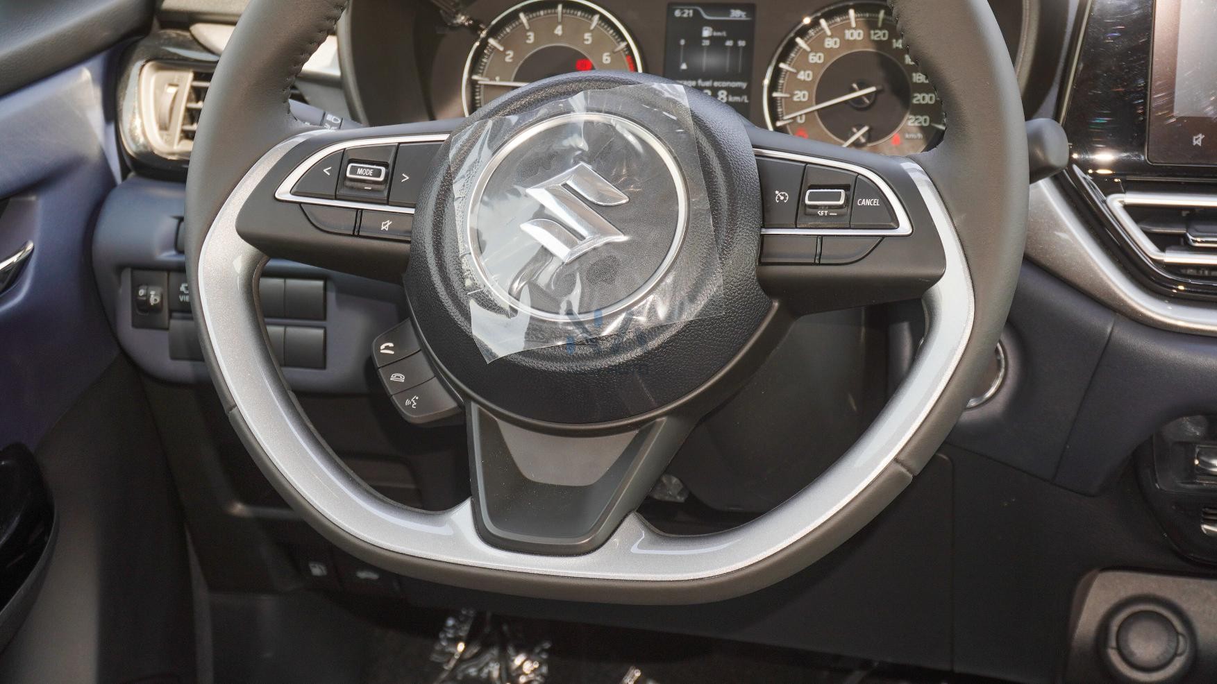 Baleno (N-BAL15-P-25-GLX-2)Blue-Black 2025