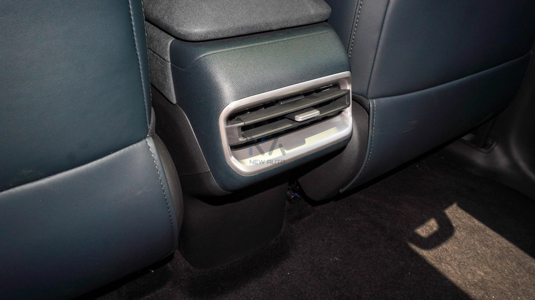 Changan Deepal G318 Air Suspension (N-DEP-AS-1.5-24)Black-Black 2024