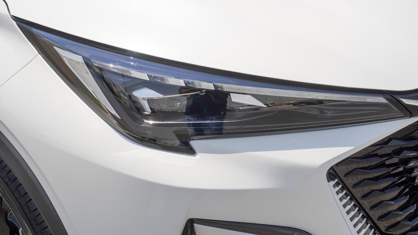 CHANGAN (N-X5-PLUS-24-1.5) White – Black & Red 2024