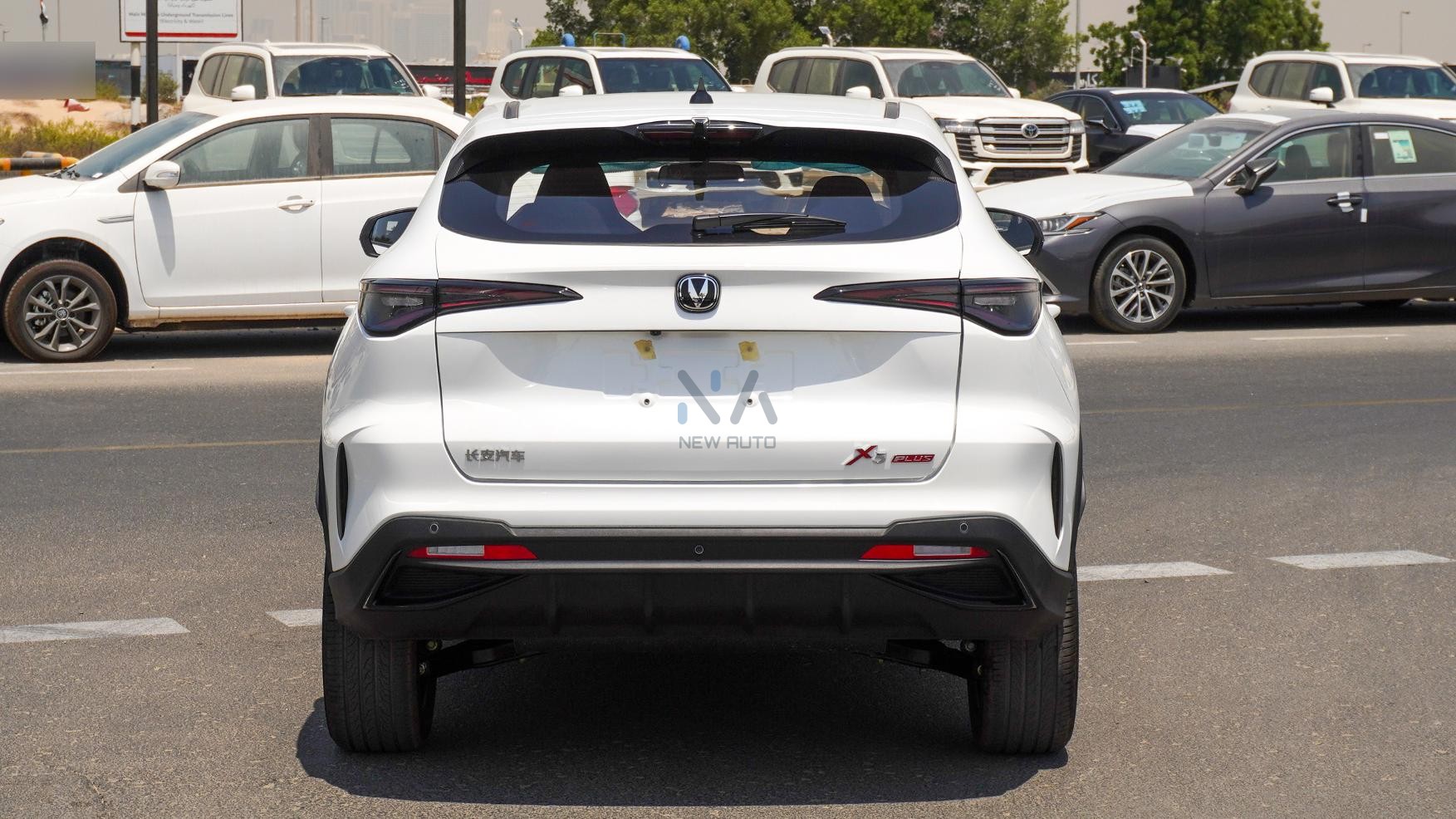 CHANGAN (N-X5-PLUS-24-1.5) White – Black & Red 2024