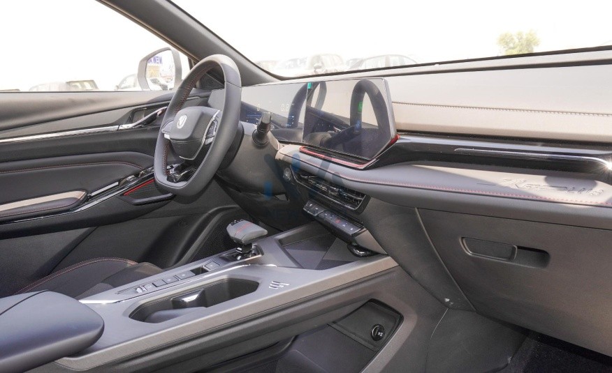 CHANGAN (N-X5-PLUS-24-1.5) White - Black & Red 2024 - New Auto