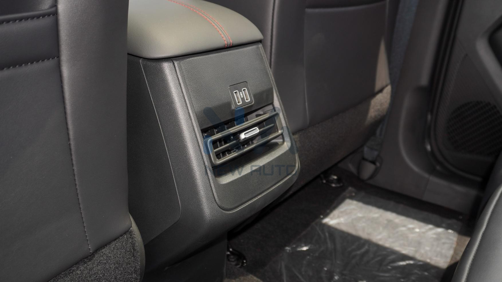 Changan CS55 Plus (N-CS55-PLUS-25) White-Black&Red 2025