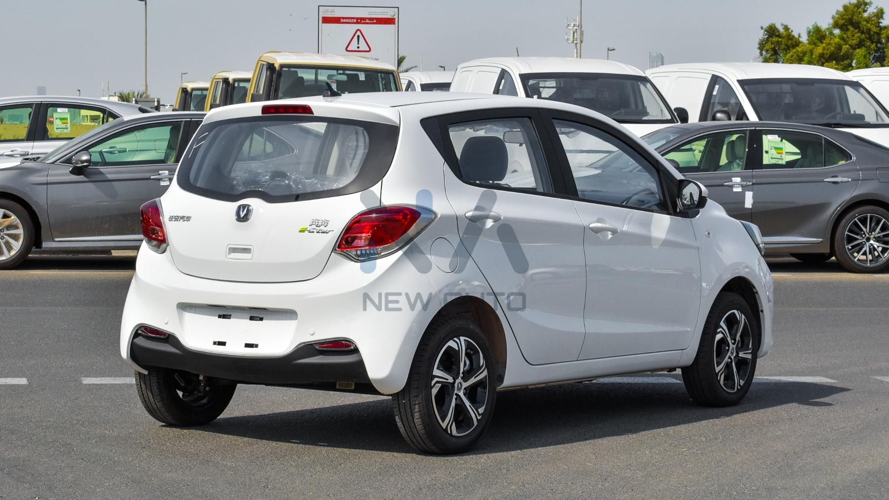 Changan Ben Ben E-Star White Grey 2023