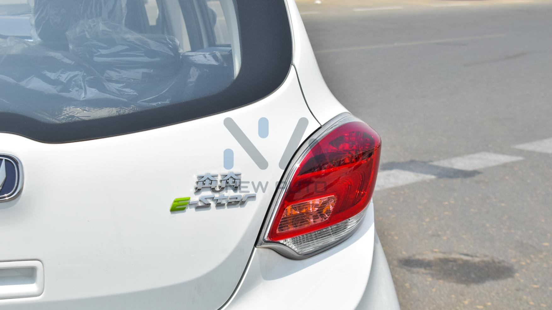 Changan Ben Ben E-Star White Grey 2023