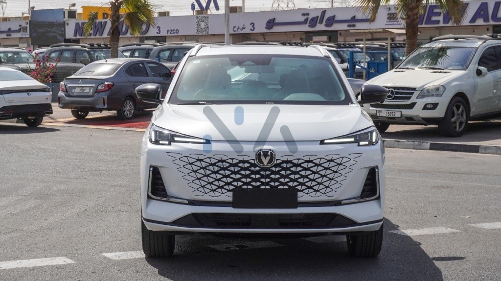 Changan CS55 Plus Hybrid N CS55 PLUS H 25 White Black 2025 02 1 1024x576