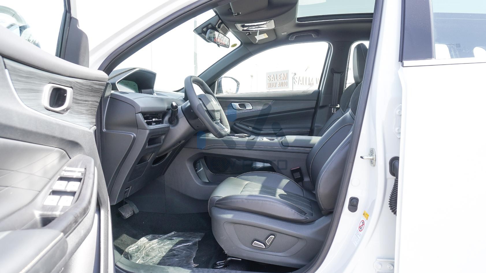 Changan CS55 Plus Hybrid (N-CS55-PLUS-H-25 ) White-Black 2025