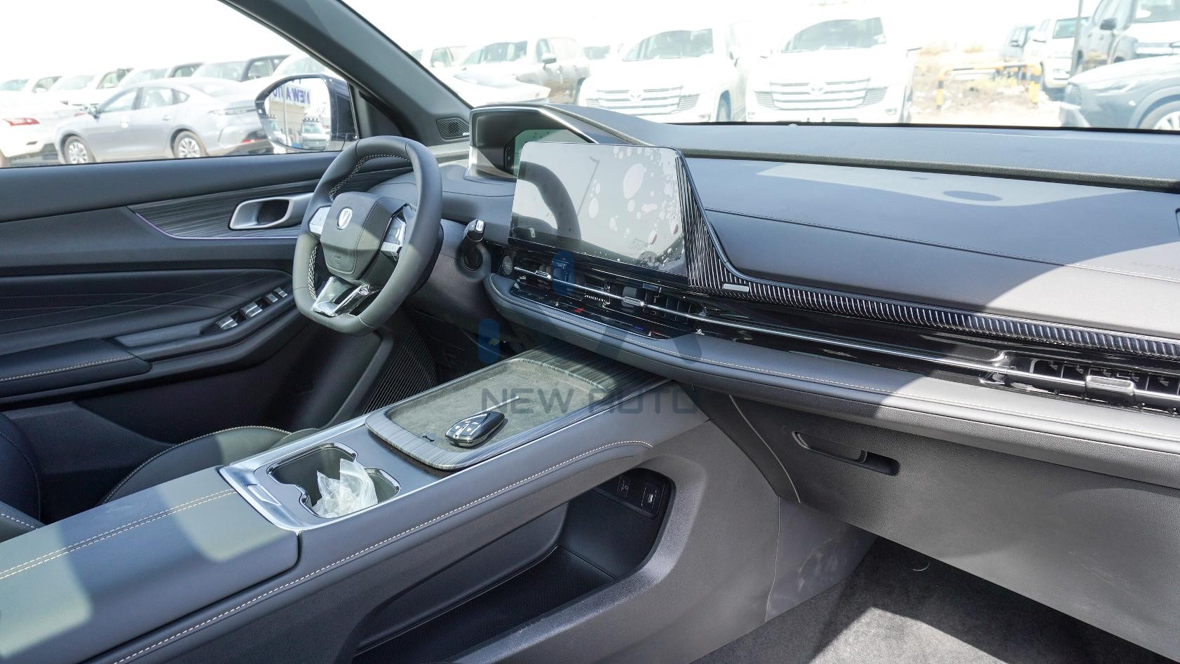 Changan CS55 Plus Hybrid (N-CS55-PLUS-H-25 ) White-Black 2025