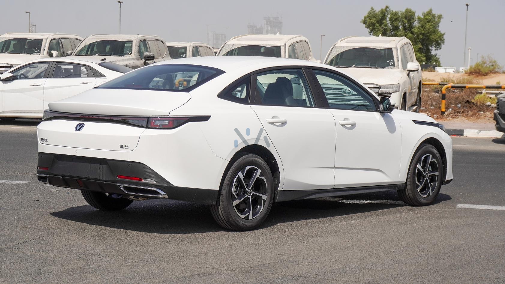 Changan EADO (N-EUDO-1.5-P-25 ) White-Black 2025