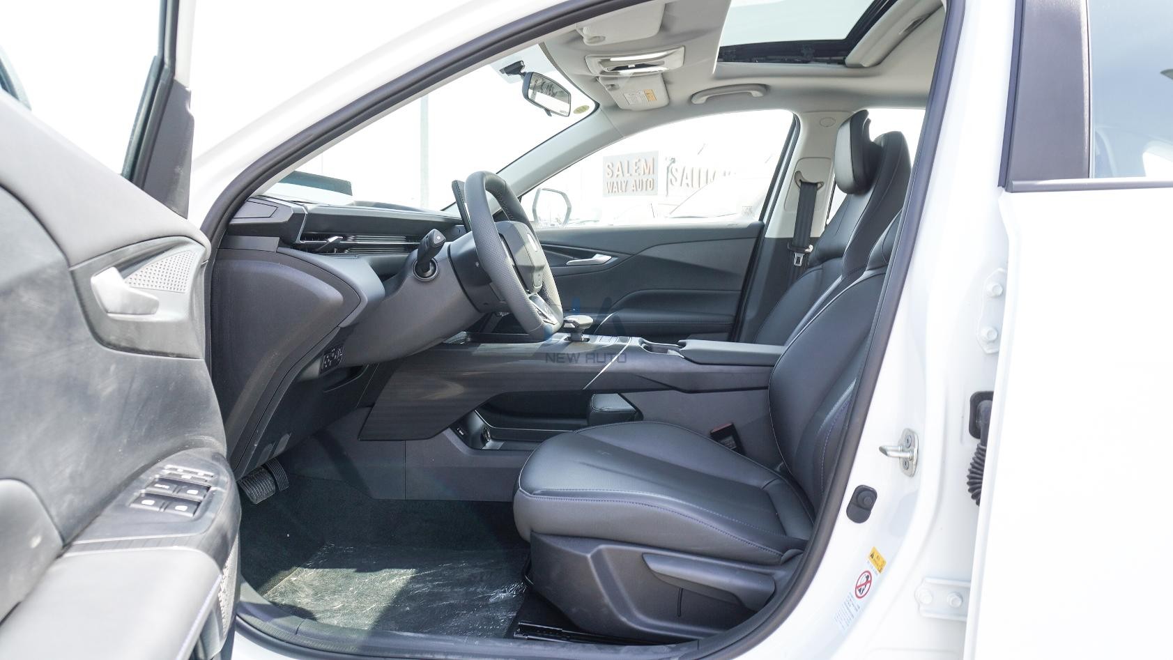 Changan EADO (N-EUDO-1.5-P-25 ) White-Black 2025